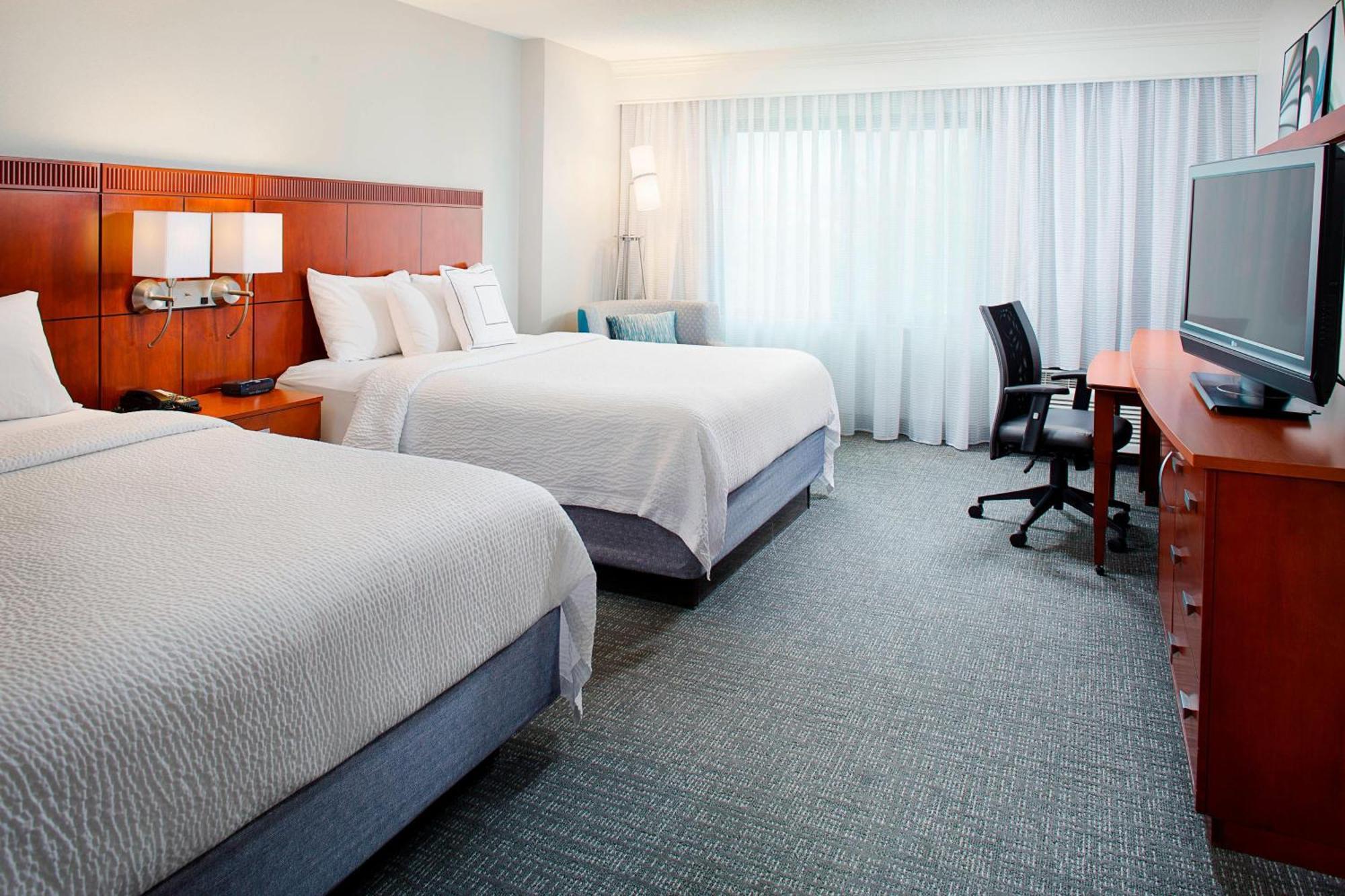 Hotel Courtyard By Marriott Roanoke Airport Exterior foto