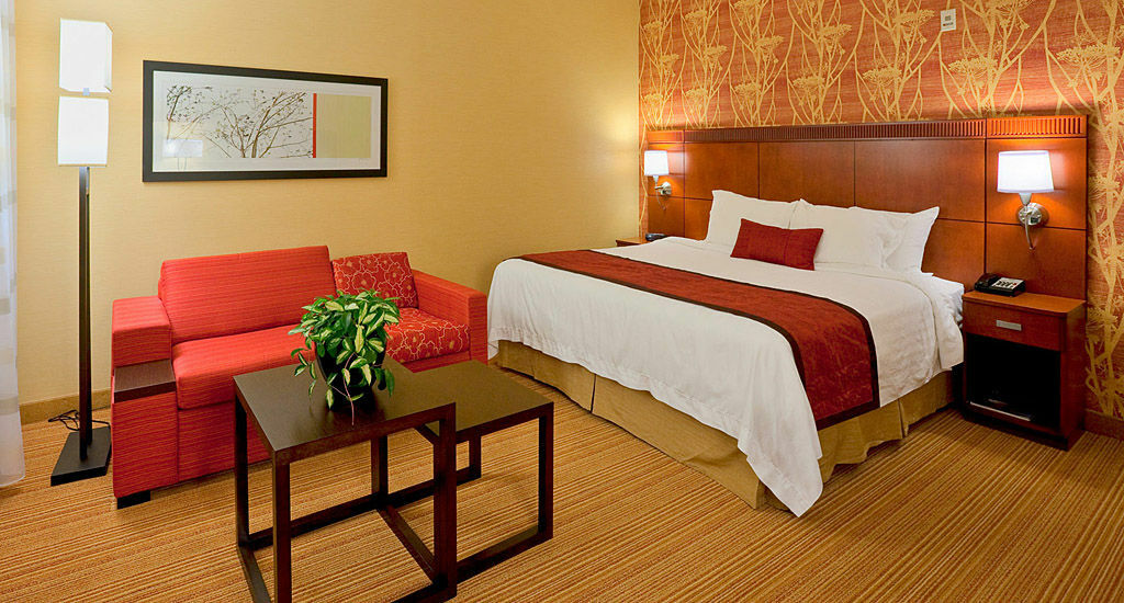Hotel Courtyard By Marriott Roanoke Airport Exterior foto